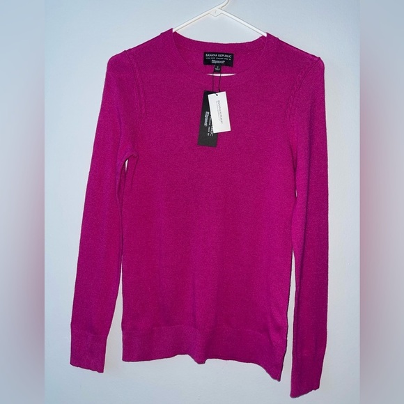 Banana Republic Filpucci Women’s Sweater made by Fine Italian Yarn - Picture 2 of 5